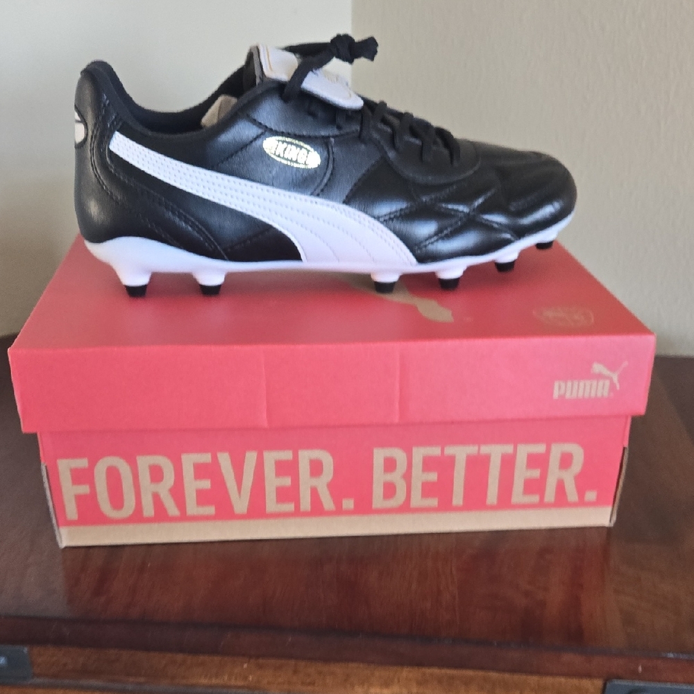 Puma King Top FG/AG Soccer Shoe